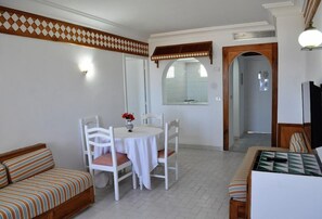 Dining - Ain Meriem Beach Holiday Village (Bizerte)