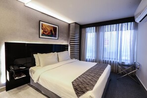 Room - Khuttar Furnished Apartments (Amman)