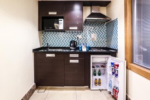 Private kitchen - Khuttar Furnished Apartments (Amman)