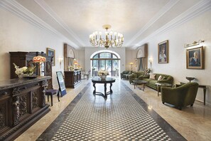 Lobby - Hotel Caraiman (Sinaia)