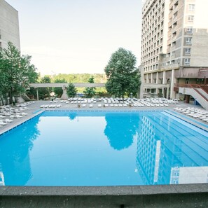 Pool - Hotel Mures (Sânmartin)