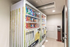 Gift shop - Daiwa Royal Hotel D City Nagoya Fushimi (Nagoya)