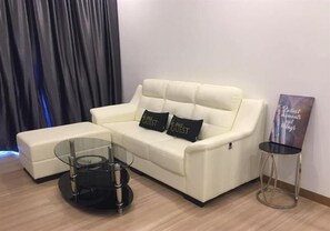 Living area - Symphony Suite @ The Wave (Malacca City)