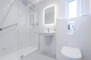 Bathroom - Grand Hotel Tralee (Tralee)