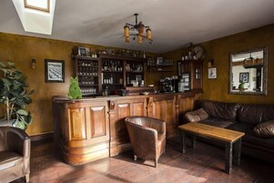 Bar (en la propiedad)