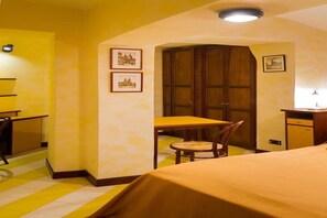 Room - Residence Tynska (Prague)