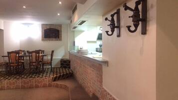 تناول الطعام