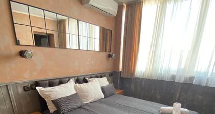 City Hotel
