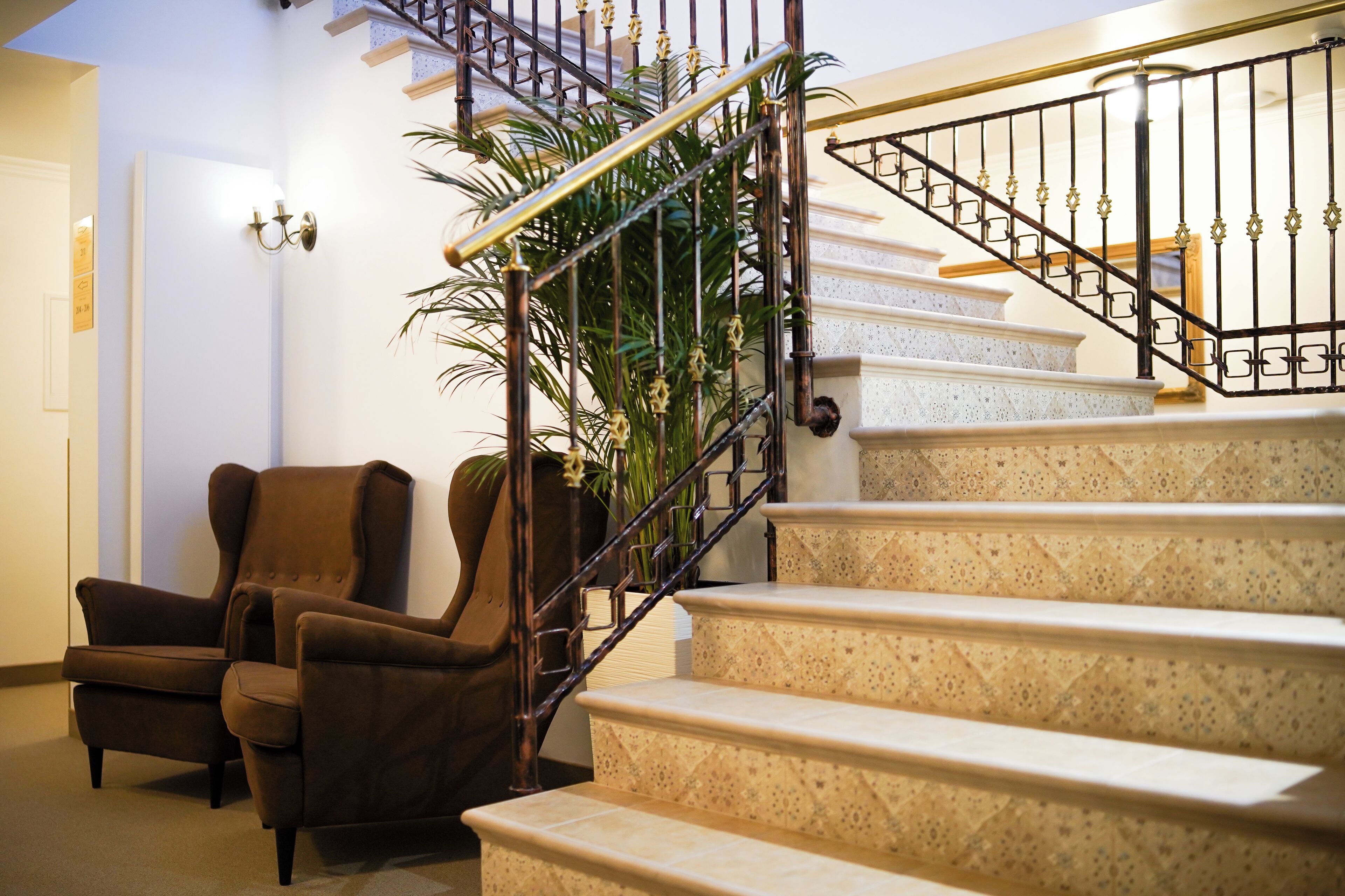 المنشأة من الداخل