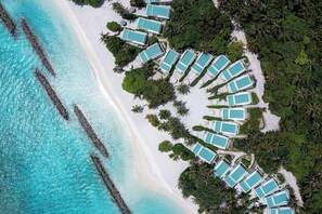 Hồ bơi ngoài trời 