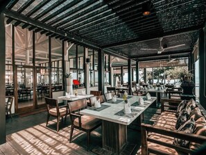 Dining - Mambruk Anyer (Anyer)