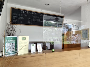 Lobby - Tea Garden Resort (Sagalaherang)