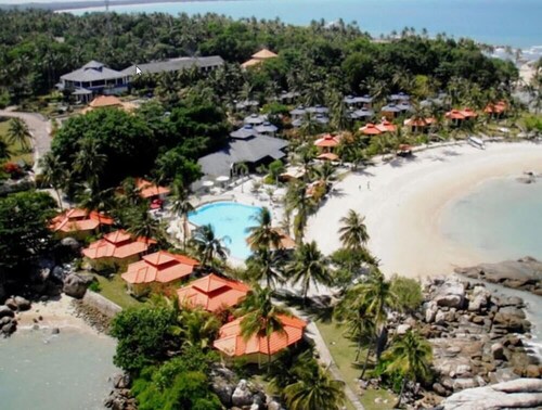 Parai Beach Resort And Spa Bangka