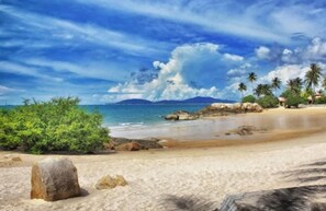 ชายหาด