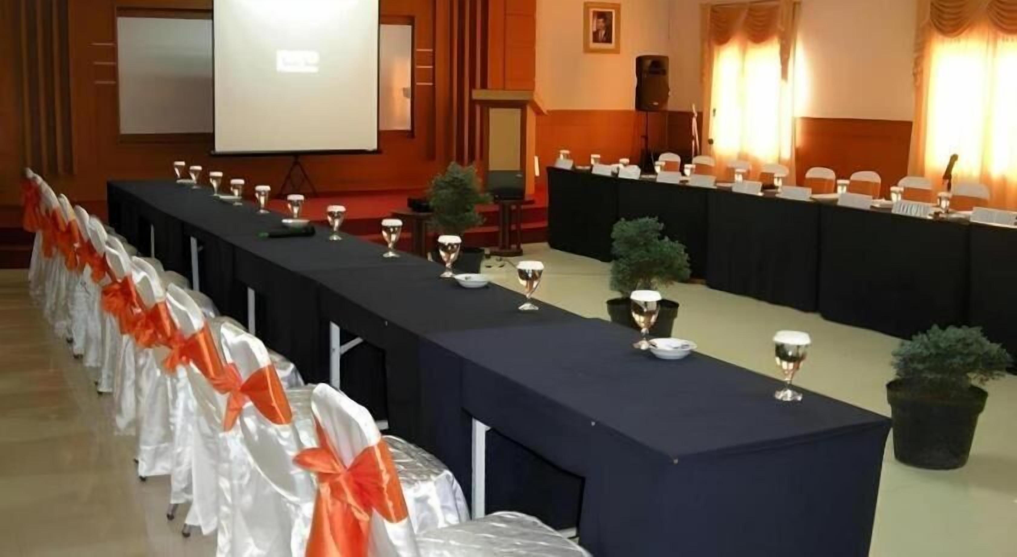 Fasilitas rapat