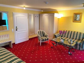 Living area - Woertz Schlosschen Zur Weinsteige (Stuttgart)