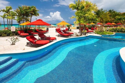 O2 Beach Club and Spa