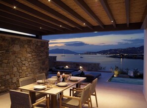 Tempat makan outdoor