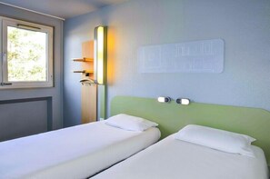 Room - Premiere Classe Lyon Nord Dardilly (Dardilly)