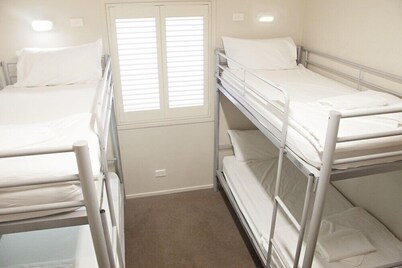 Nepean Shores Riverside Resort & Conference Centre