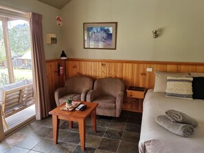 Room - D'altons Resort (Halls Gap)