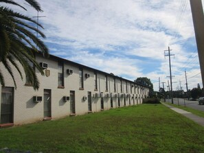 Exterior - El Toro Motor Inn (Sydney)