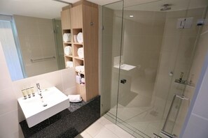 Bathroom - Seahaven Resort (Sunshine Coast)