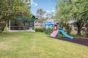 Children’s area - Sydney Getaway Holiday Park (Sydney)
