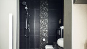 A modern bathroom with a shower, toilet, and sink. - Best Western Plus Hotel Atlant (Genk)