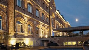 Uklassifisert bilde, 2 av 65, knapp