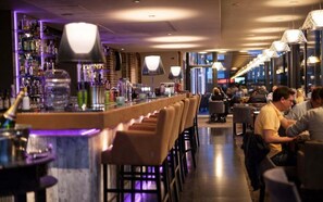 Bar (on property) - Hotel Restaurant Verviers (Verviers)