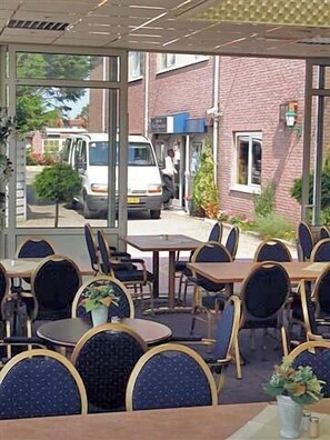Outdoor dining - Zwanenburg (Zwanenburg)