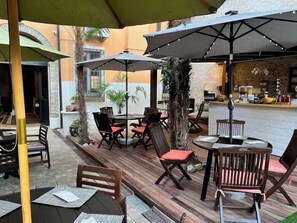 Restaurante al aire libre