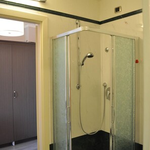 Bathroom - Residence La Repubblica & Piazza Della Repubblica, 4 (Florence)