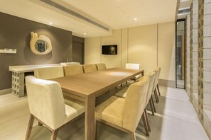 Dining - Jinhold Hotel And Serviced Apartment (Miri)