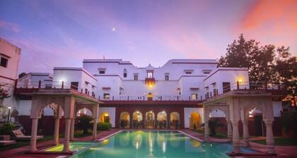 Chandra Mahal Haveli