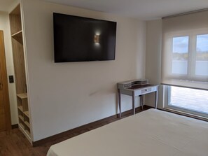 Room - Cristal Aeropuerto (Castrillon)
