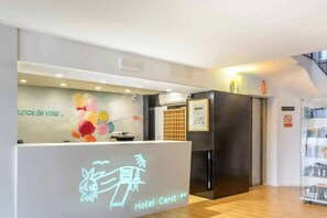 Lobby - Cenit Apartments (Ibiza Town)