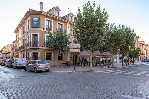 Hotel Maria De Molina