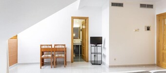 Hotel Maria De Molina