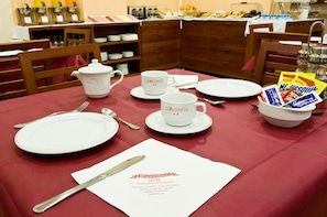 Dining - Complejo Hostelero Torrijos (Cheste)