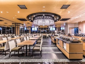 Dining - Apa Hotel & Resort Midosuji Hommachi Eki Tower (Osaka)