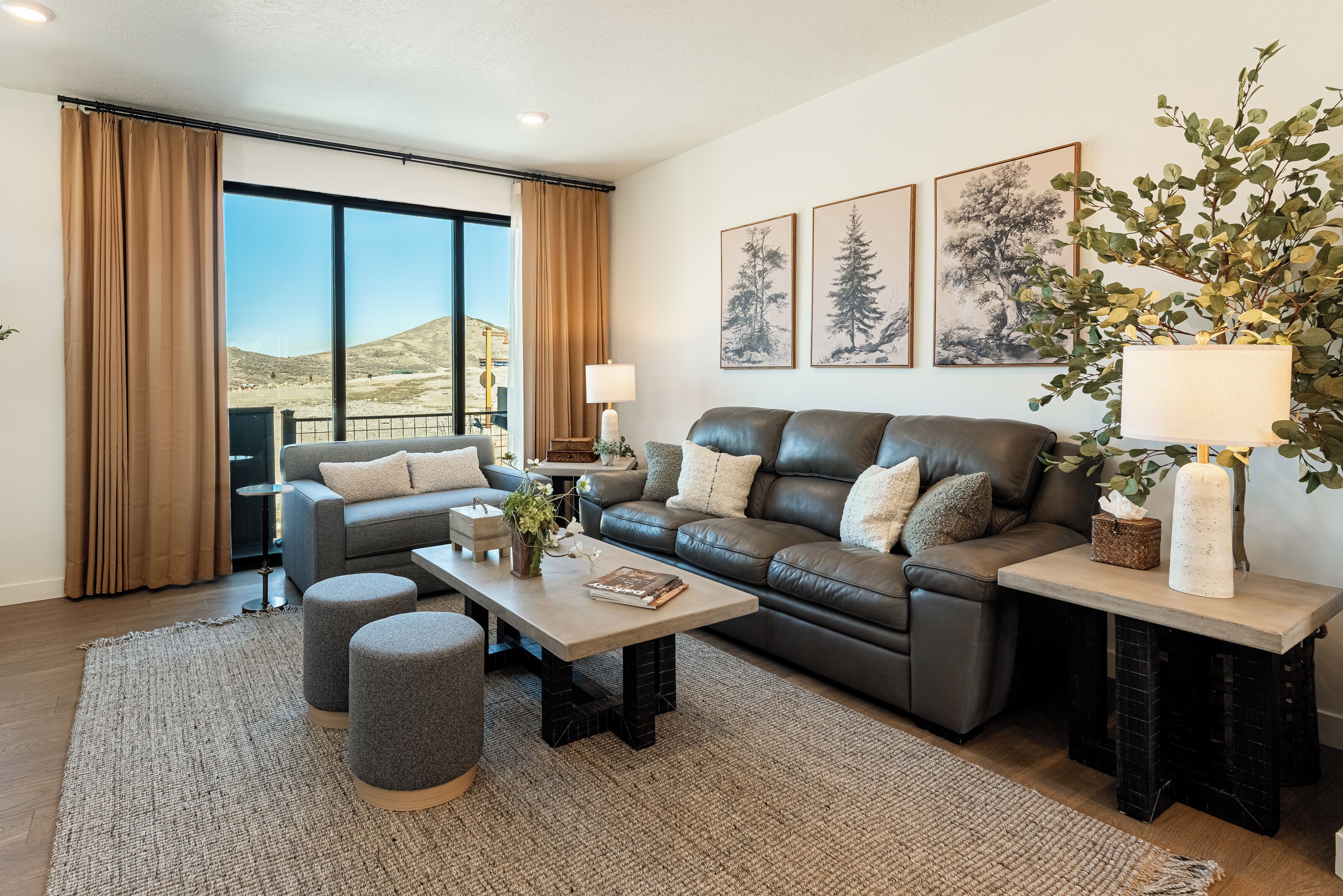 New In Dvev Ski Shuttle To Lifts | 5 Min To Lifts & Lake | Hot Tub & Views - Deer Valley, UT