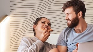 Gambar tidak terklasifikasi, 2 dari 57, tombol