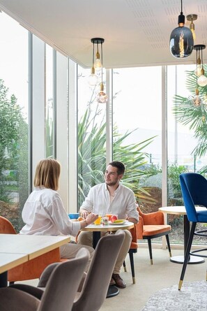 Dining - Hotel Le Mauritia (Pornic)