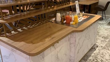 Bar (in der Unterkunft)
