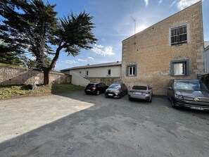 Property grounds - P'tit Dej Hotel Niort (Niort)