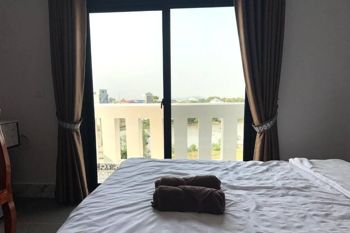 アパートメント バルコニー | ノートパソコン用作業スペース、WiFi (無料)