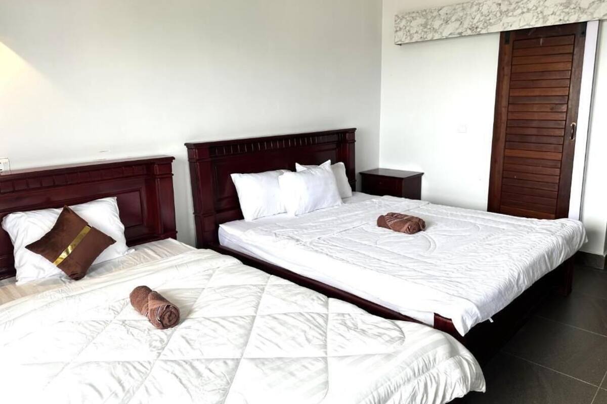 ファミリー アパートメント バルコニー バレービュー | ノートパソコン用作業スペース、WiFi (無料)