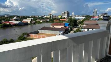 Appartamento, balcone | Parco della struttura